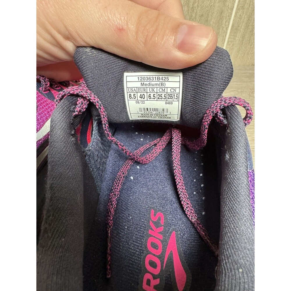 Brooks Cascadia 16 Women's Trail Running Shoes Pink Navy Blue Purple Size 8.5 - Picture 6 of 9